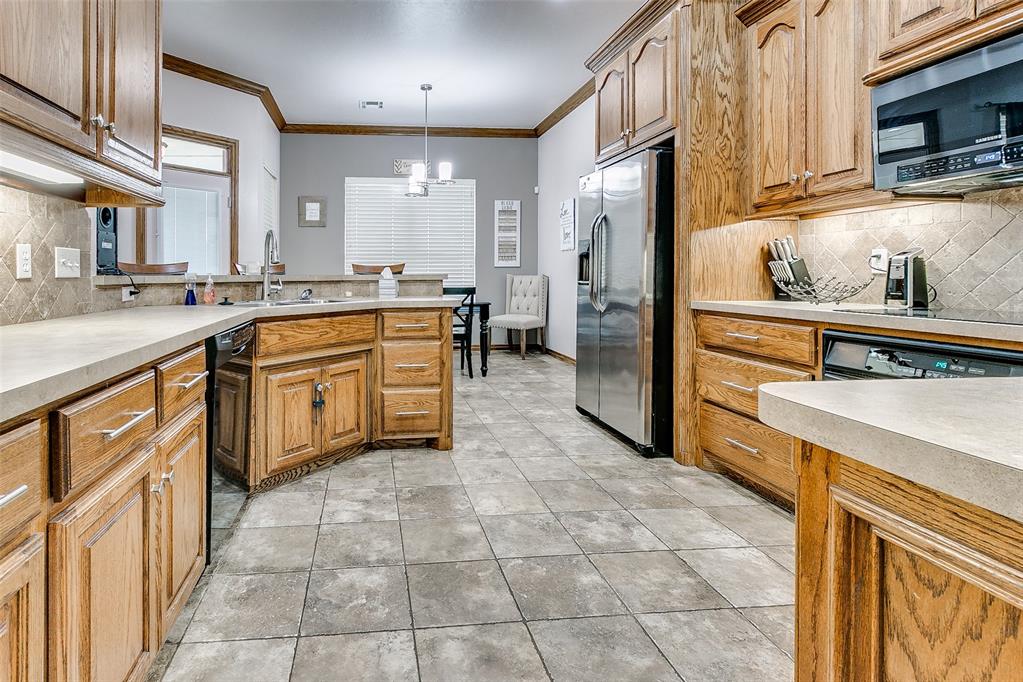 5608 Bent Creek Drive Property Photo 19