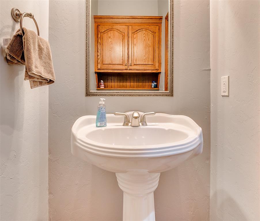 5608 Bent Creek Drive Property Photo 23