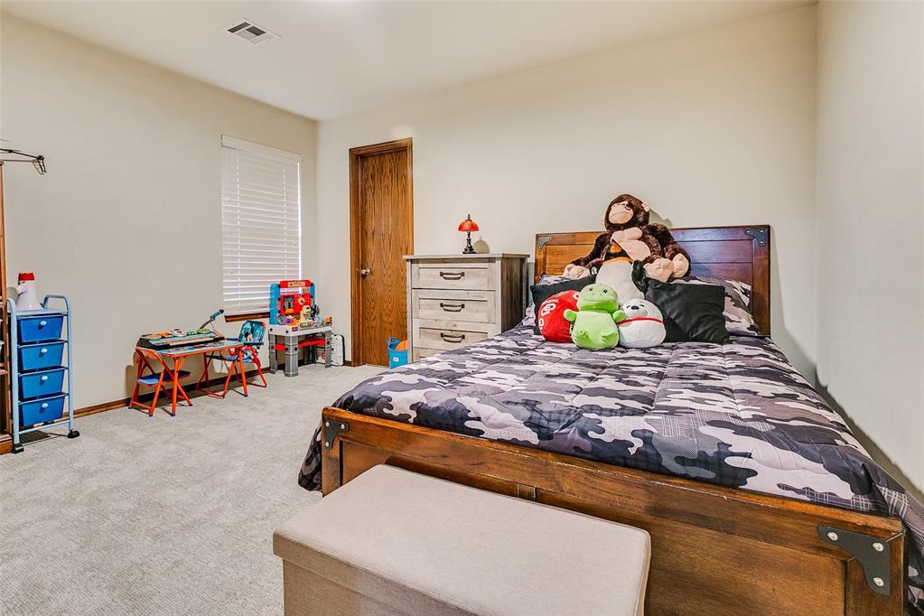 5608 Bent Creek Drive Property Photo 32