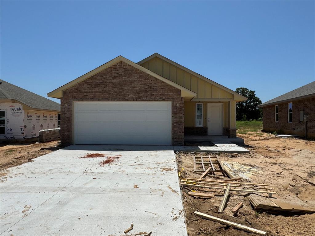 20668 Brush Creek Boulevard Property Photo 1