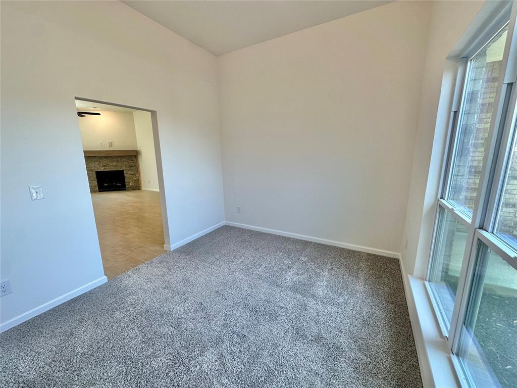8620 Nw 75th Street Property Photo 3