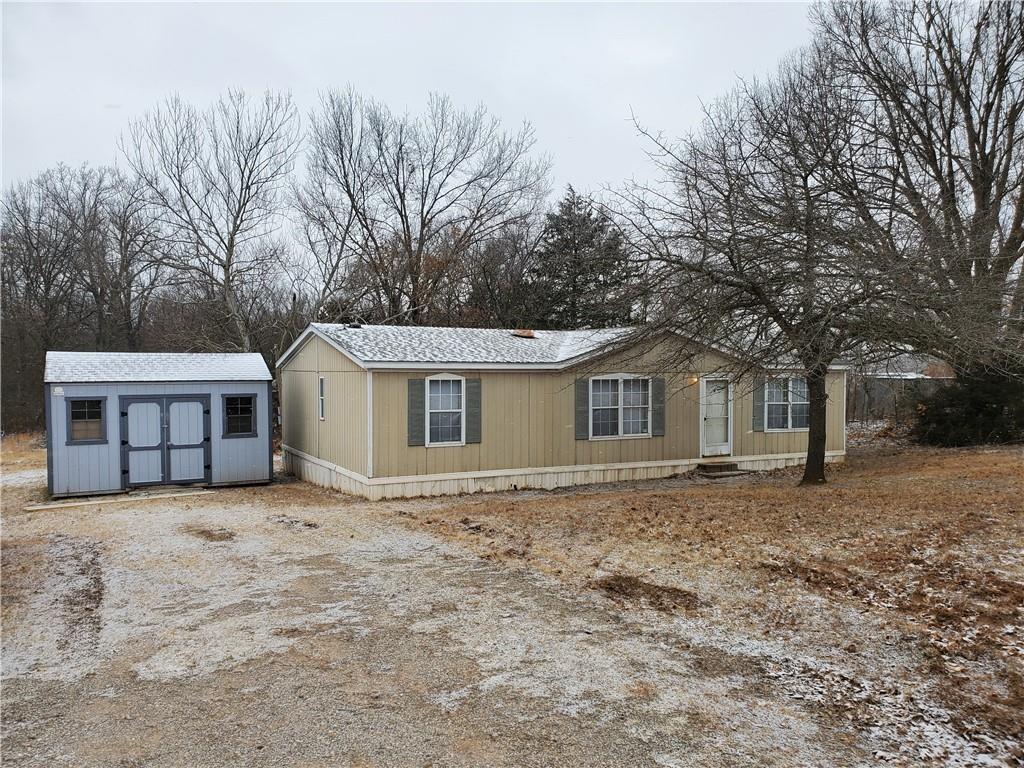 16110 Kings Road Property Photo