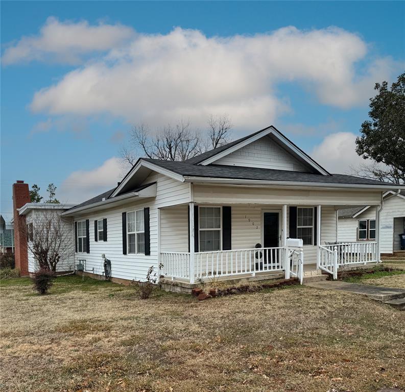 1902 N Park Avenue Property Photo