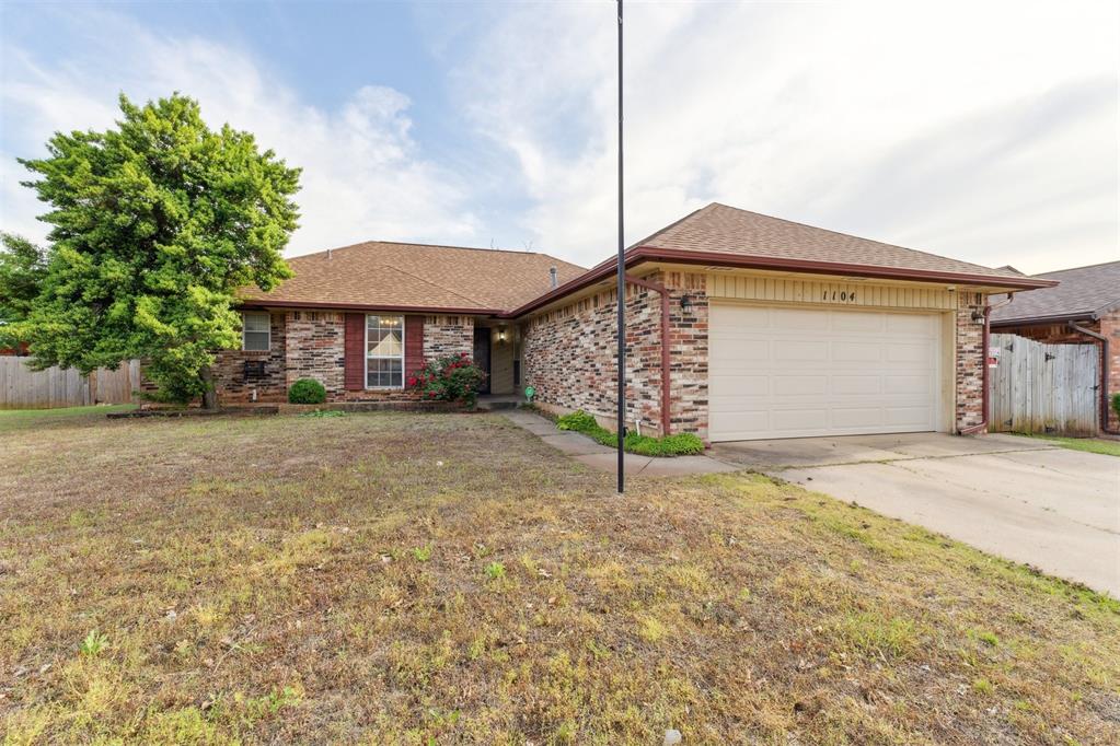 1104 Cedar Hill Place Property Photo 1