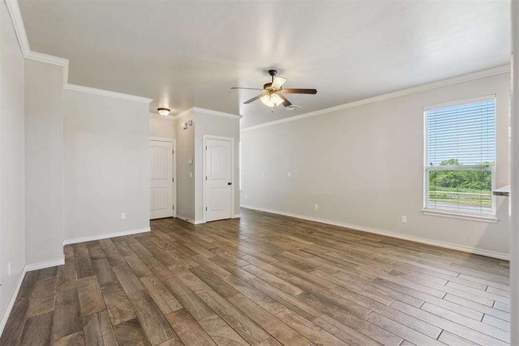 8345 Nw 137th Street Property Photo 4