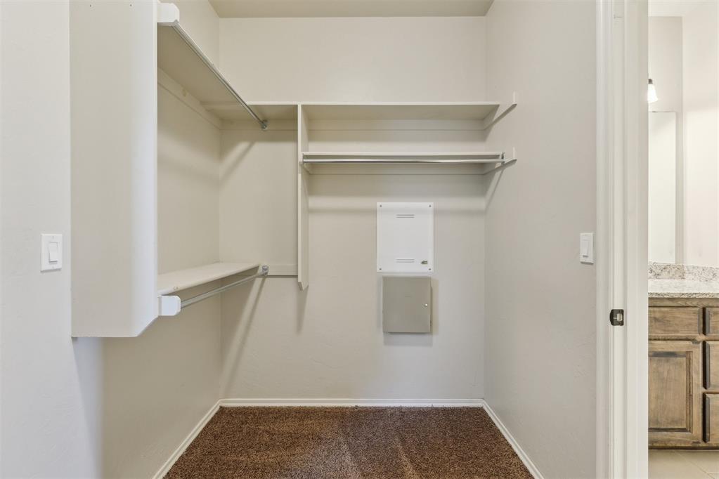 8345 Nw 137th Street Property Photo 18