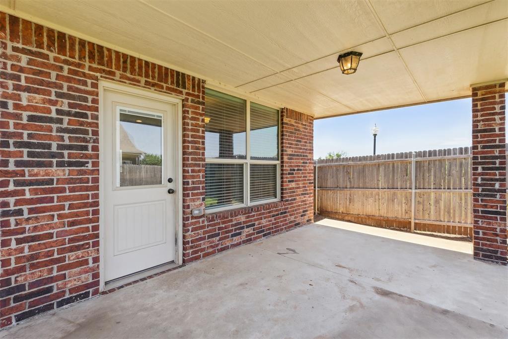 8345 Nw 137th Street Property Photo 29