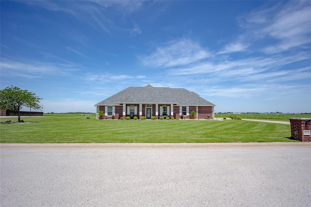 271 Taylam Road Property Photo