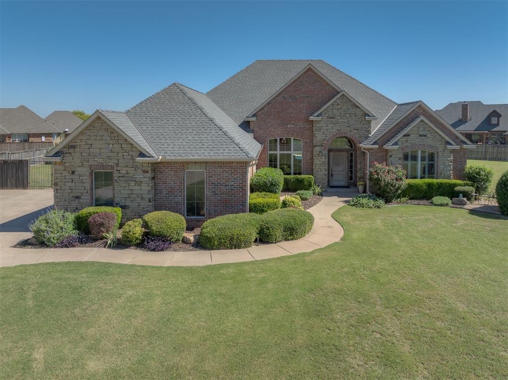 239 Brandon Circle Property Photo