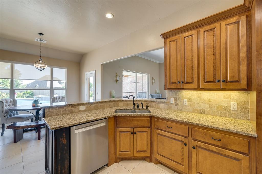 239 Brandon Circle Property Photo 10