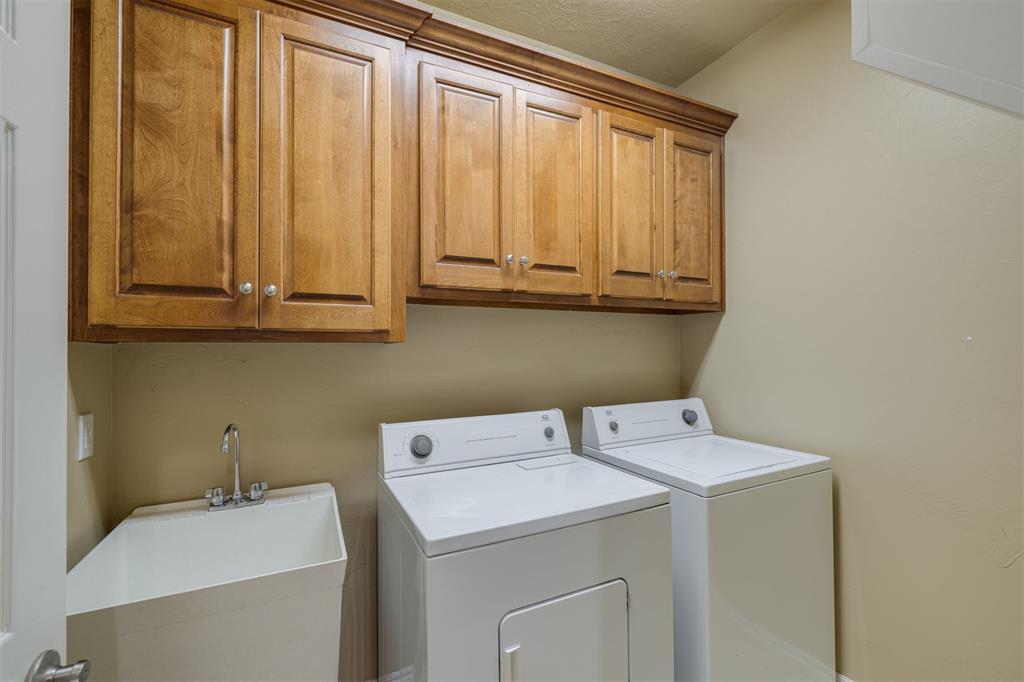 239 Brandon Circle Property Photo 34
