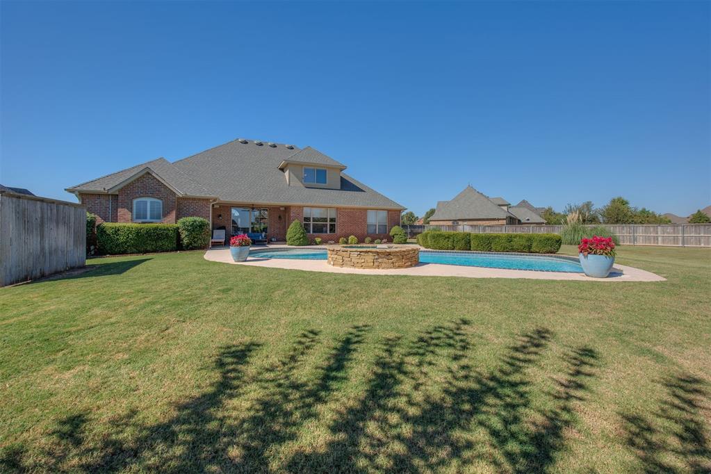 239 Brandon Circle Property Photo 39