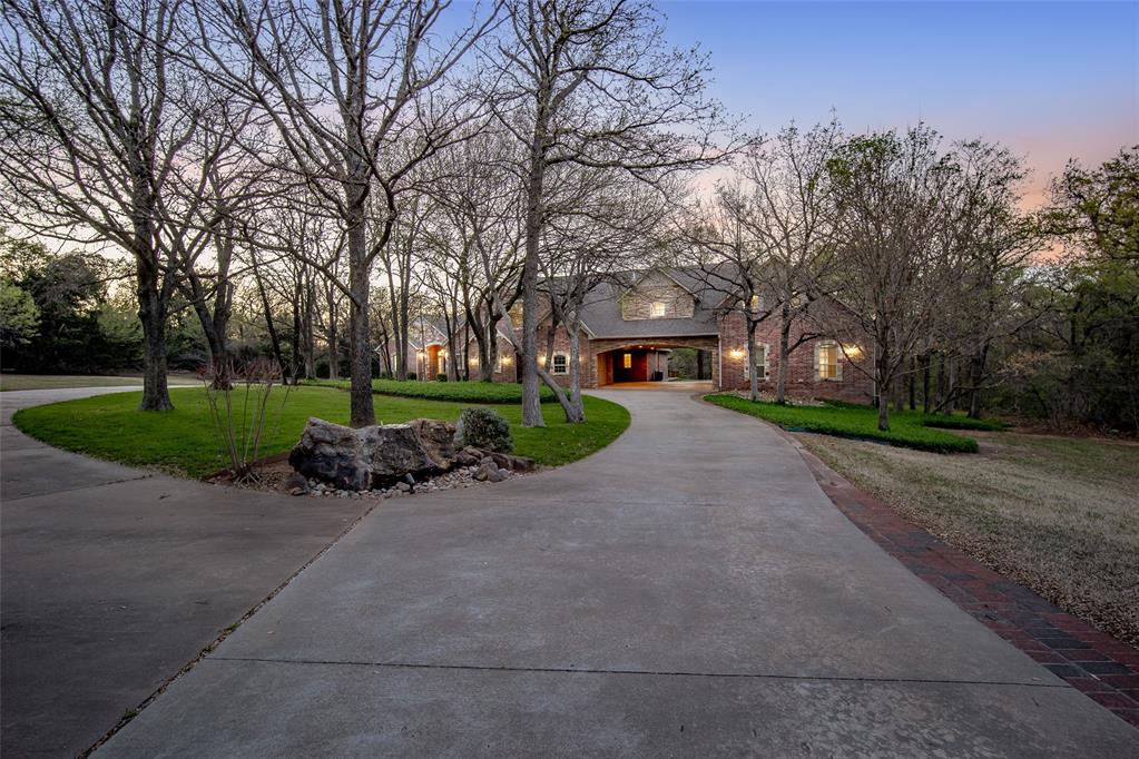 7470 Oakwood Creek Road Property Photo