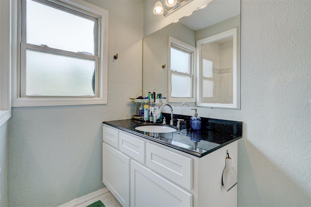 3104 Nw 21st Street Property Photo 23