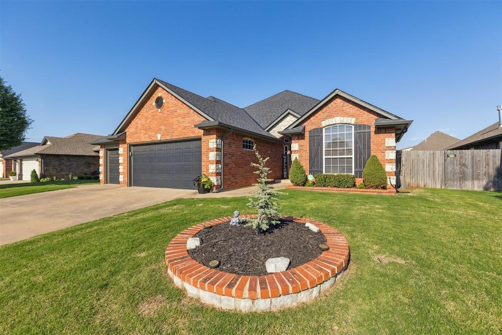 2825 Busheywood Drive Property Photo 3