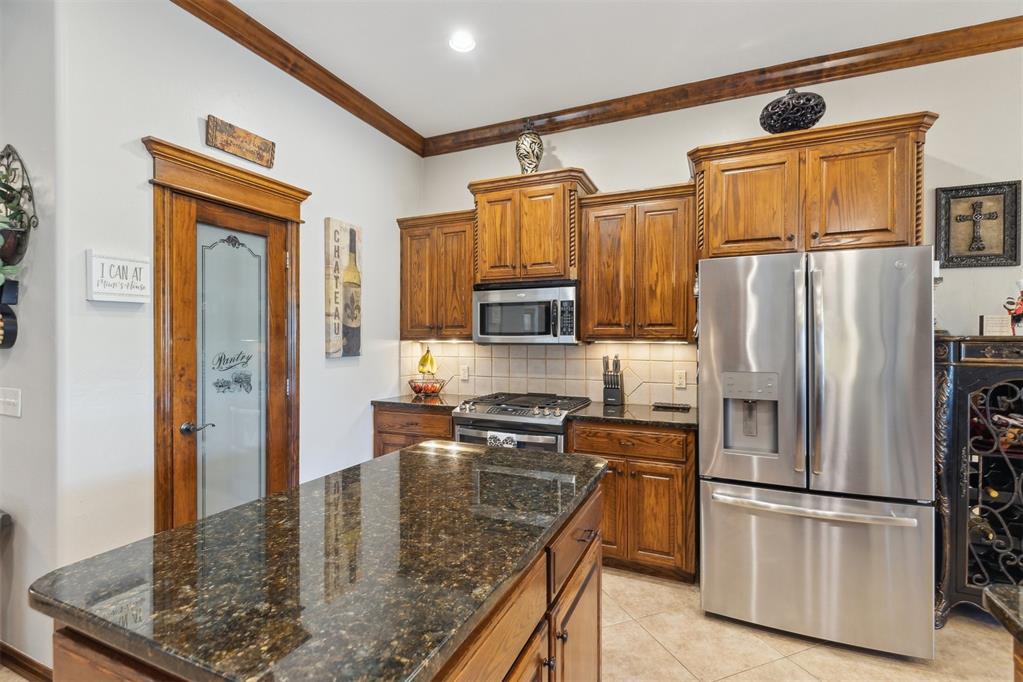 2825 Busheywood Drive Property Photo 12