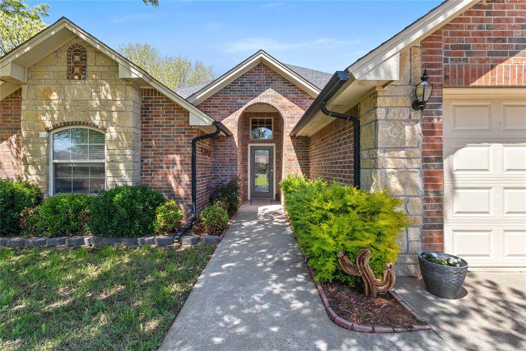 2025 E Lawter Road Property Photo 2
