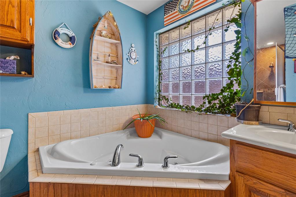 2025 E Lawter Road Property Photo 16