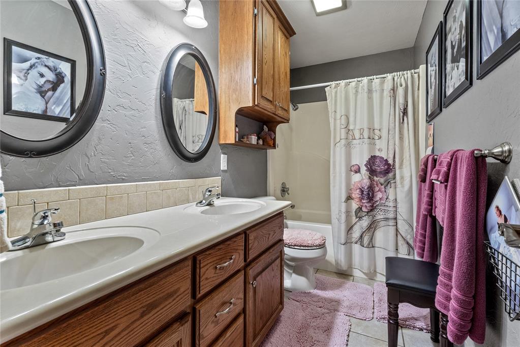 2025 E Lawter Road Property Photo 21