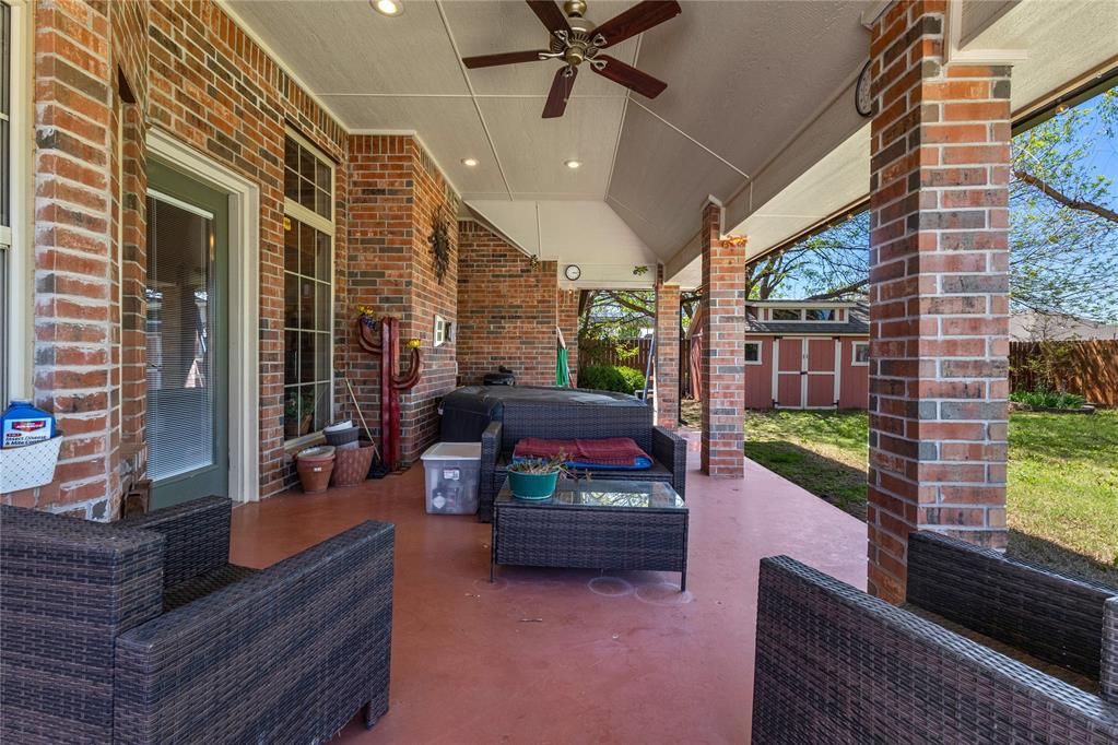2025 E Lawter Road Property Photo 23