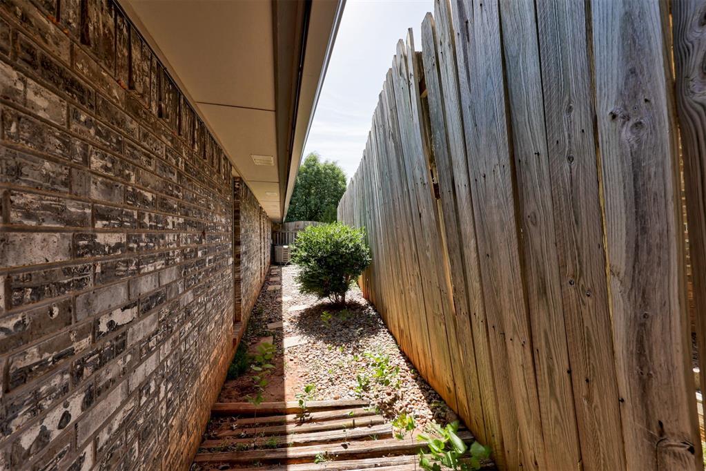 12011 Cantle Road Property Photo 46