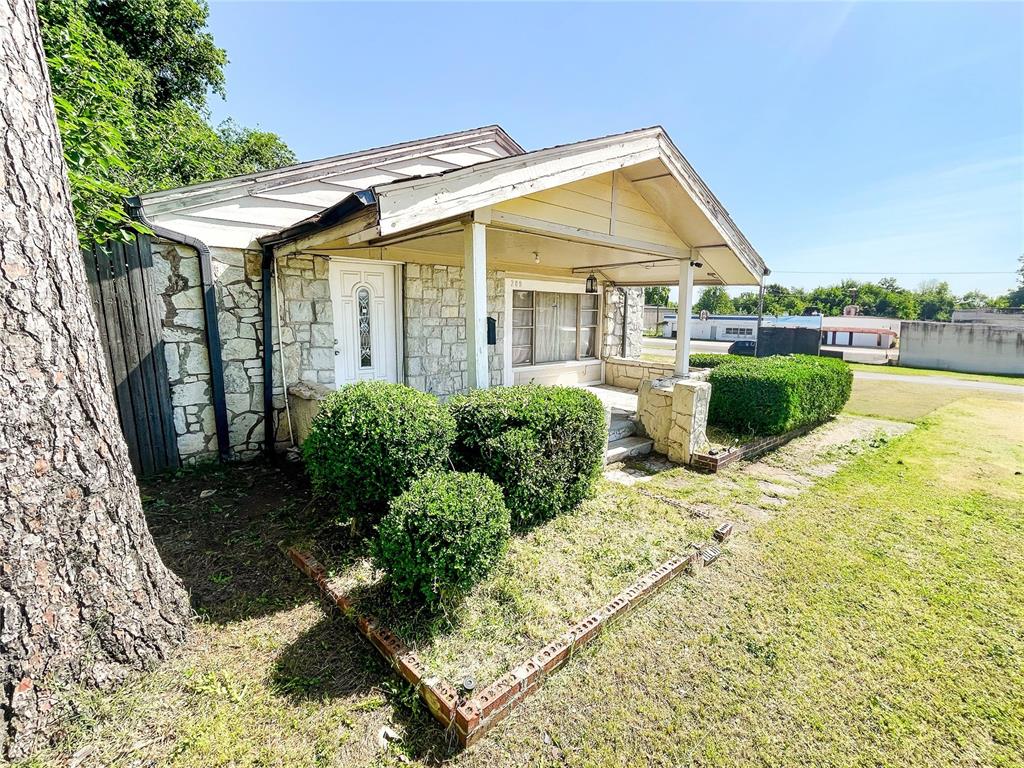 209 Sw 40 Street Property Photo