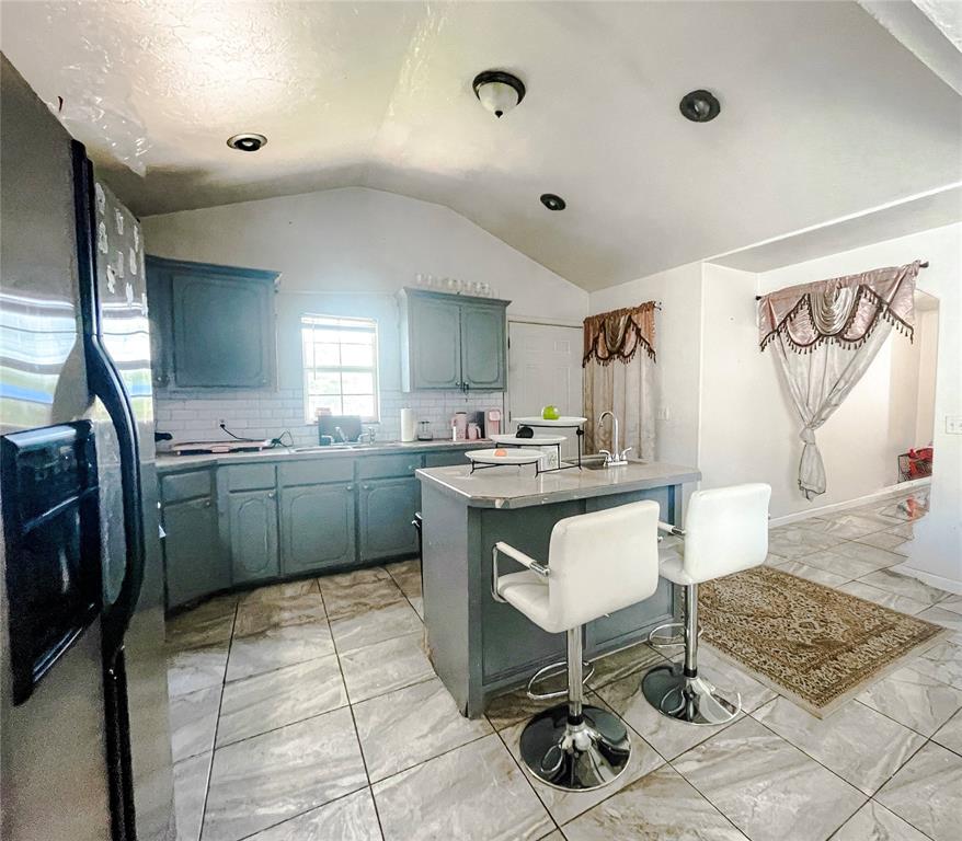 209 Sw 40 Street Property Photo 11
