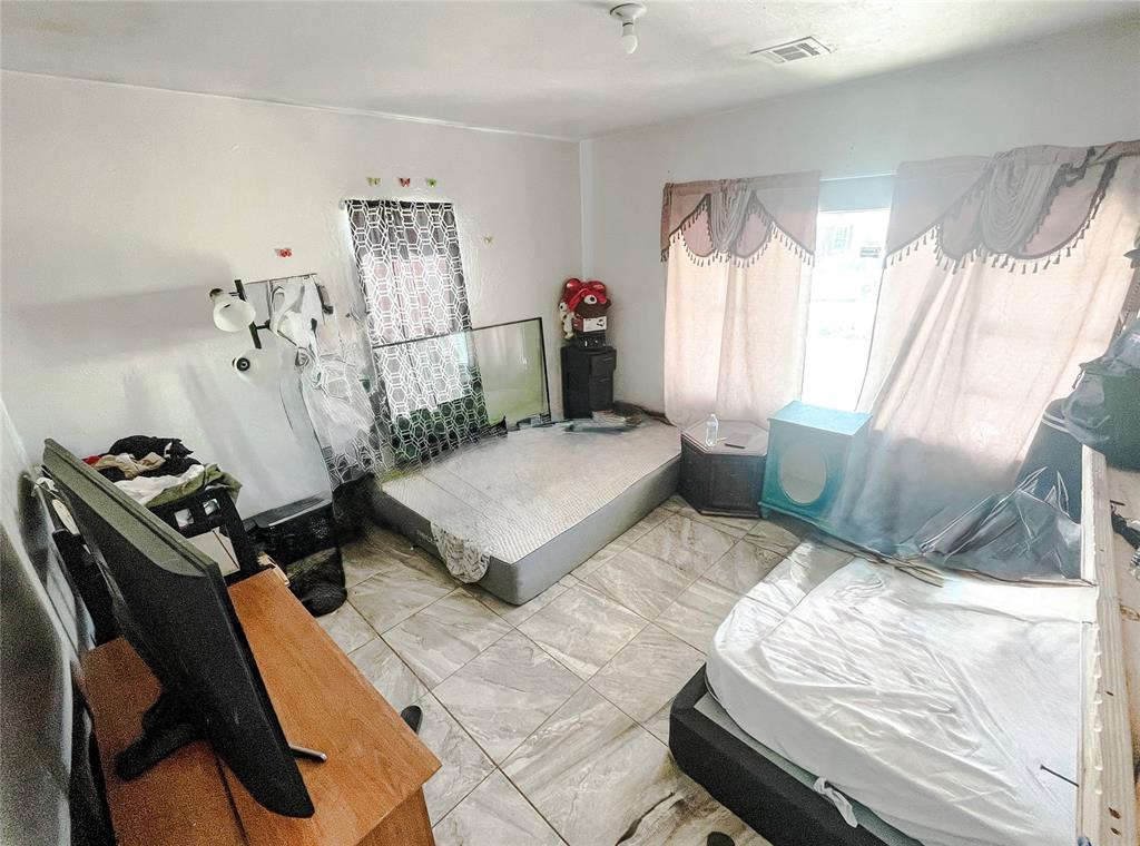 209 Sw 40 Street Property Photo 15