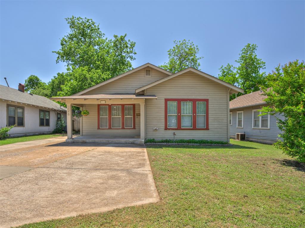 226 E Ayers Street Property Photo