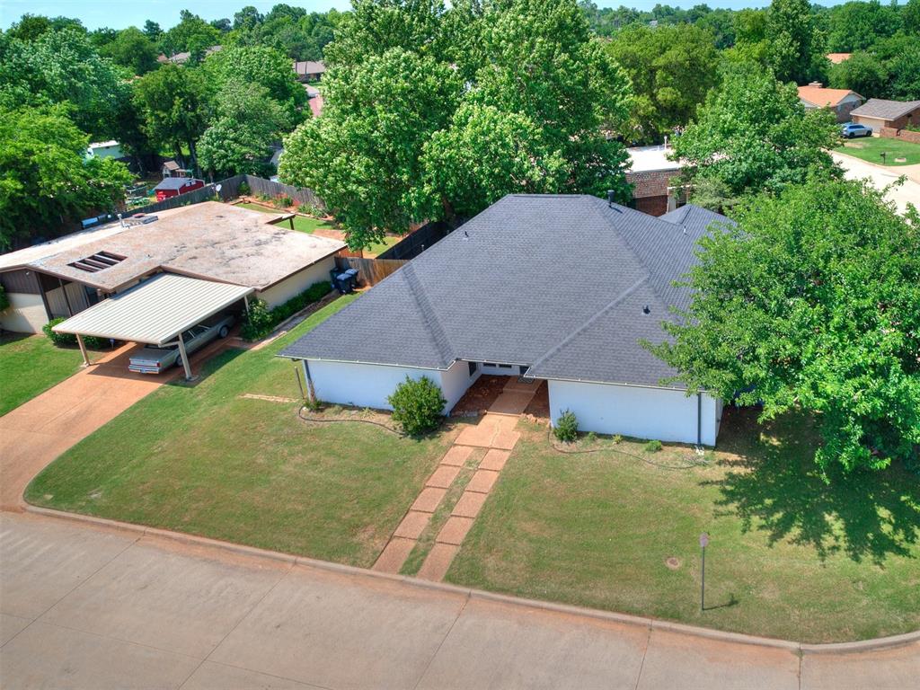 6001 Broadmoor Avenue Property Photo 3