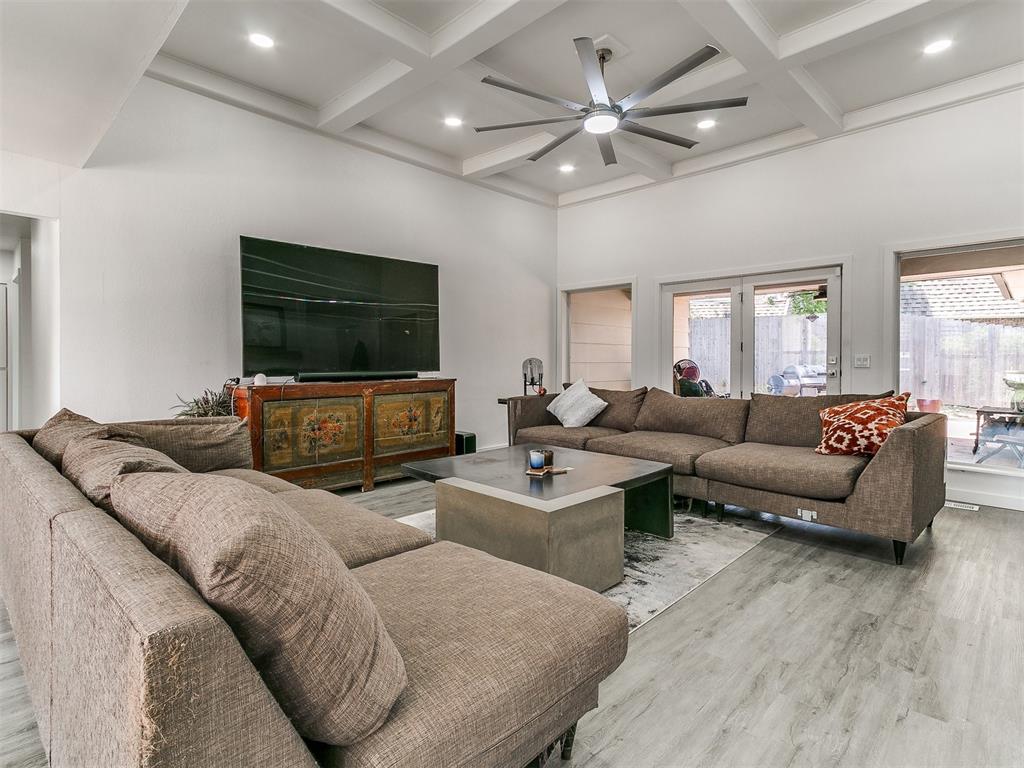 6001 Broadmoor Avenue Property Photo 15