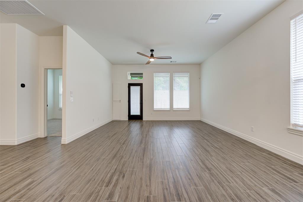 3608 Havenbrook Street Property Photo 4