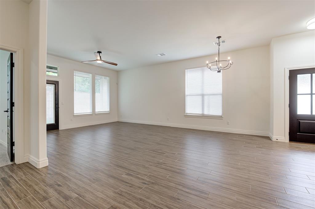 3608 Havenbrook Street Property Photo 8