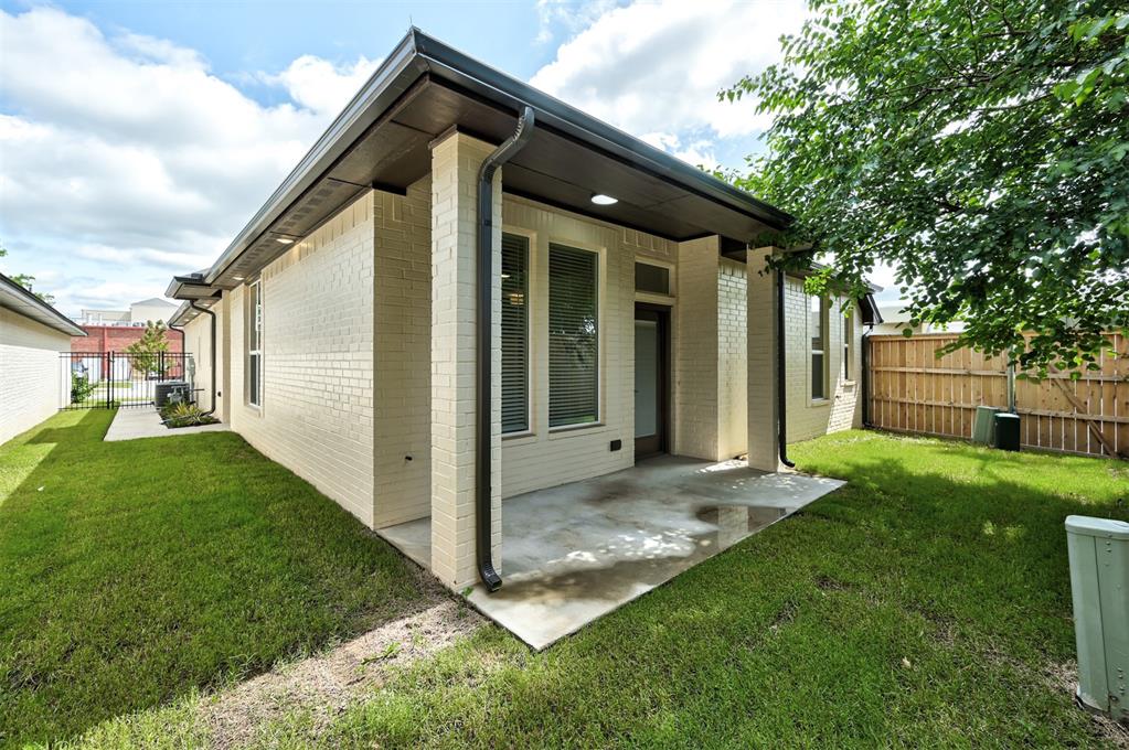 3608 Havenbrook Street Property Photo 35