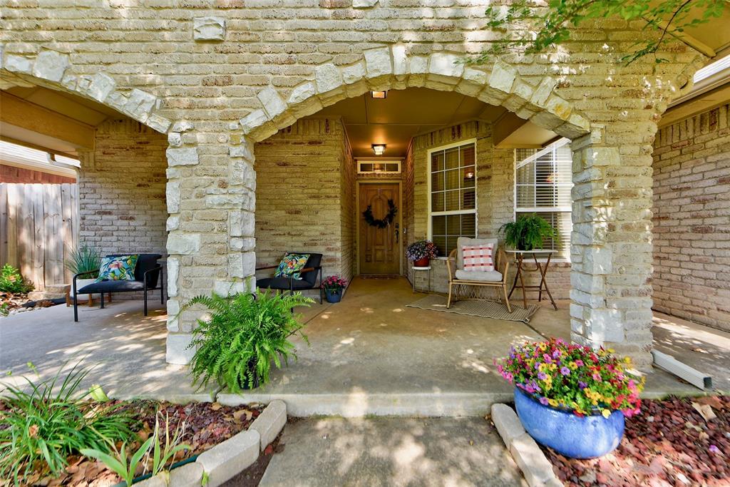 17009 Picasso Drive Property Photo 2