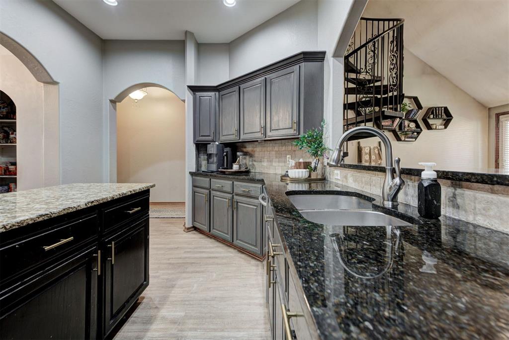 17009 Picasso Drive Property Photo 10