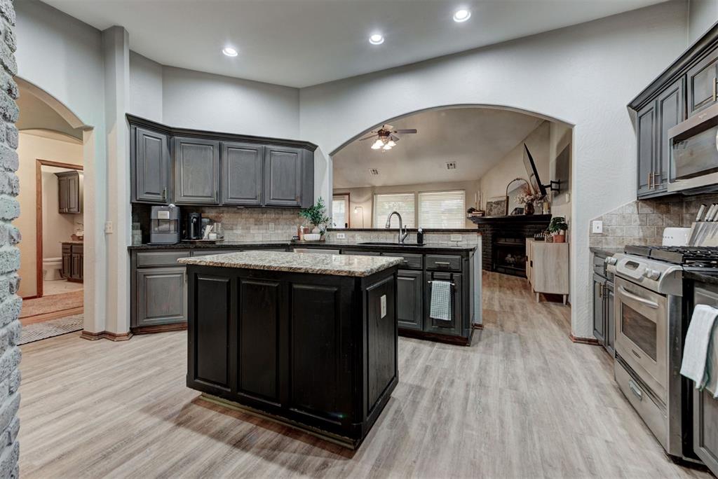 17009 Picasso Drive Property Photo 12