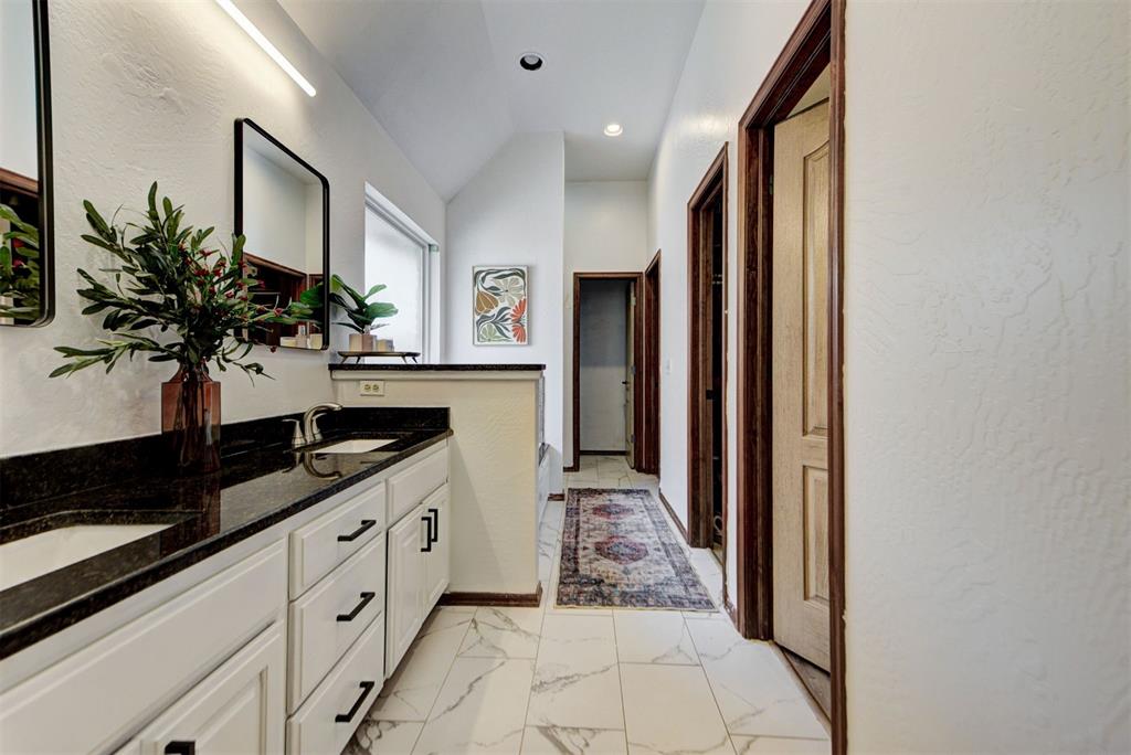 17009 Picasso Drive Property Photo 19