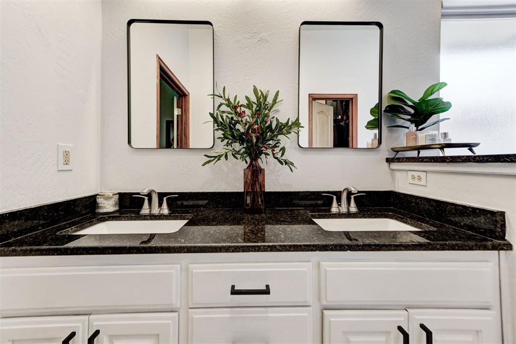 17009 Picasso Drive Property Photo 20