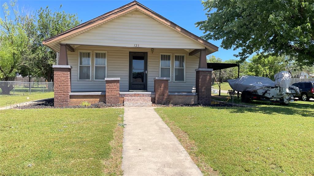 123 S 4th Street Property Photo