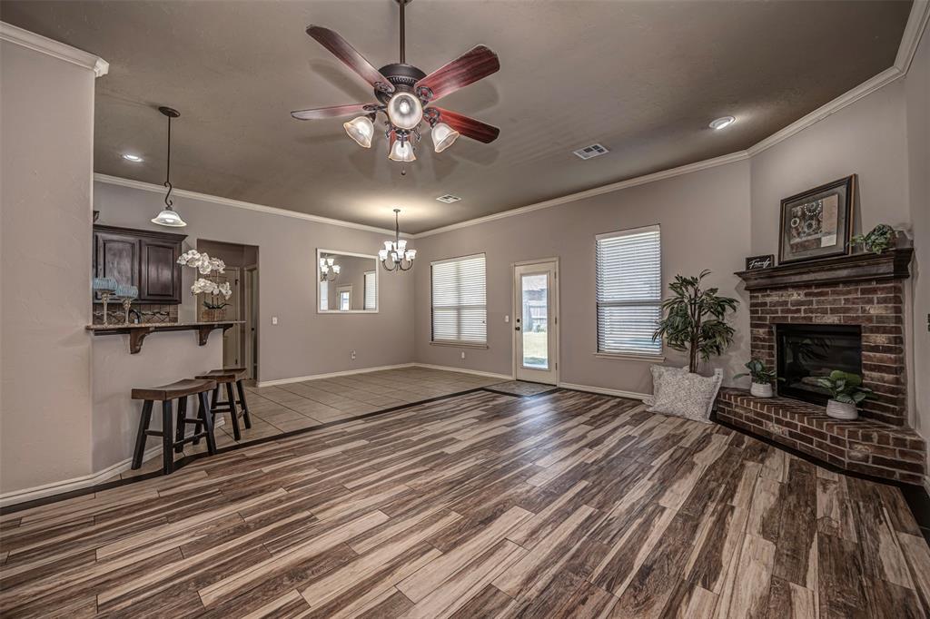 805 Evening Drive Property Photo 9