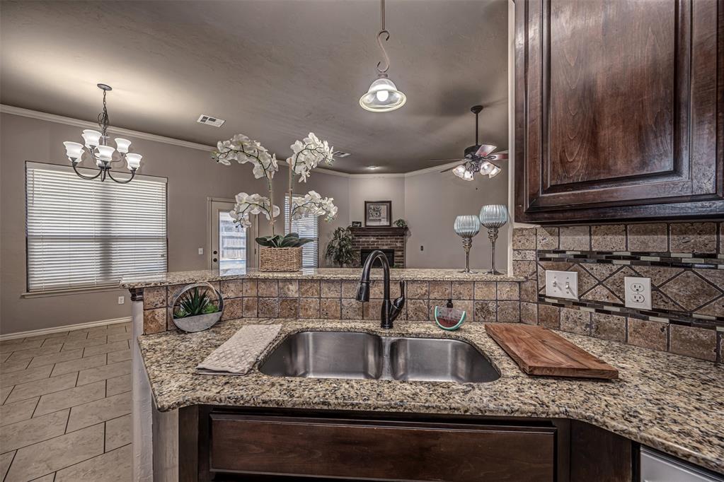 805 Evening Drive Property Photo 12