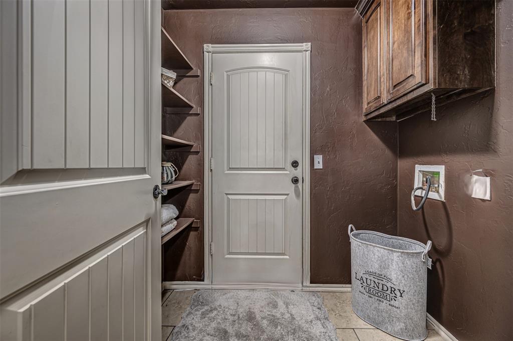 805 Evening Drive Property Photo 15