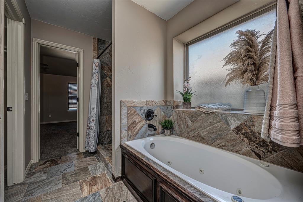 805 Evening Drive Property Photo 21