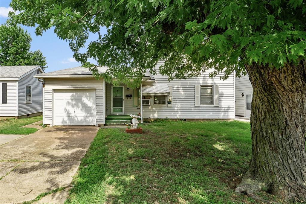 1705 S Dille Street Property Photo