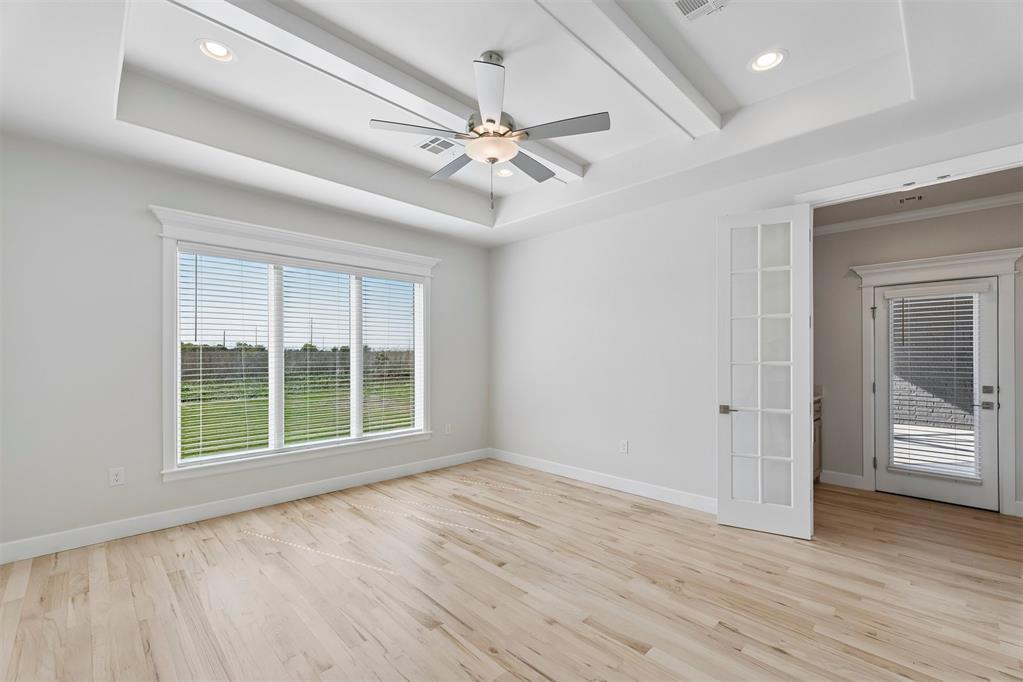 15713 Paterson Avenue Property Photo 24