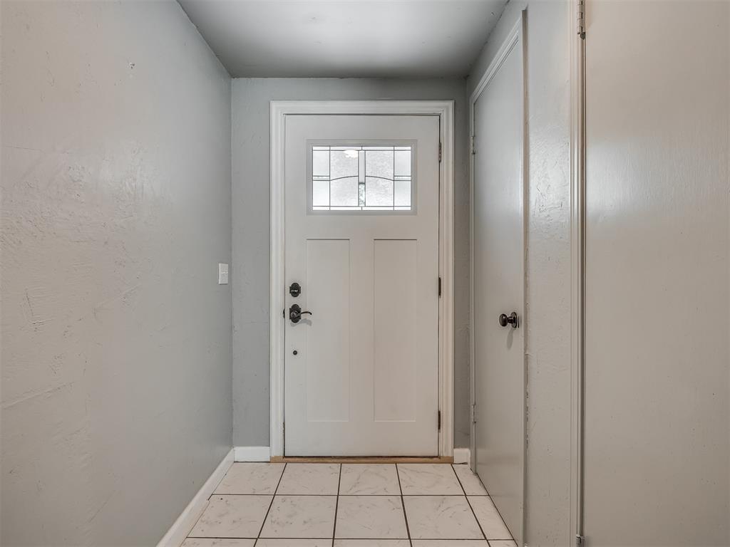 813 Branchwood Court Property Photo 6