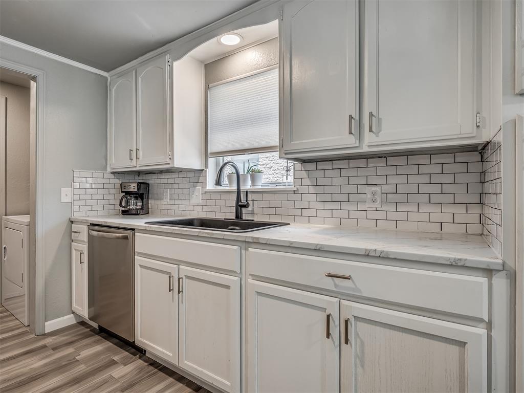 813 Branchwood Court Property Photo 16