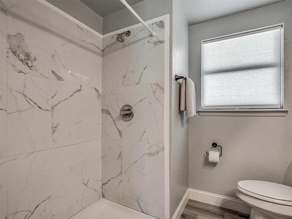 813 Branchwood Court Property Photo 35