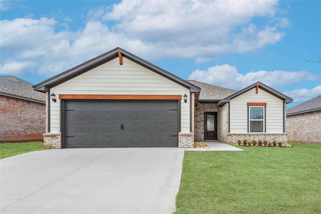 1805 Palmatum Road Property Photo
